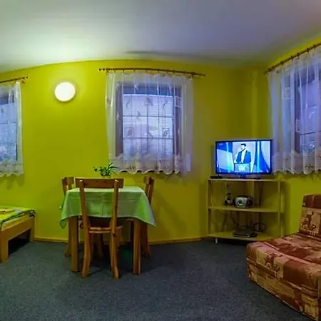 Hotel Ada